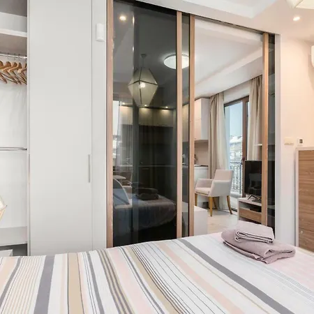 아파트 M&m Modern & Multifunctional One Bedroom By Flat Mаnager 소피아